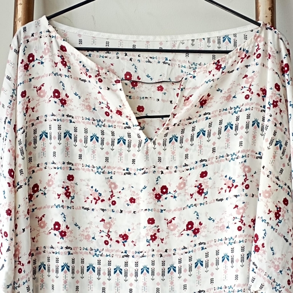 Floral Drop Shoulder Top - Picture 5 of 15